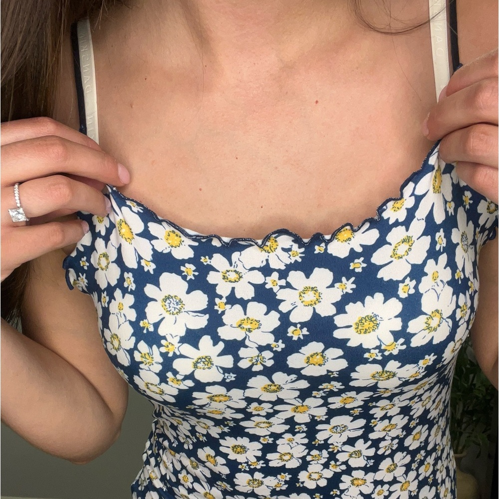 DAISY BODYCON DRESS - Picture 2 of 3